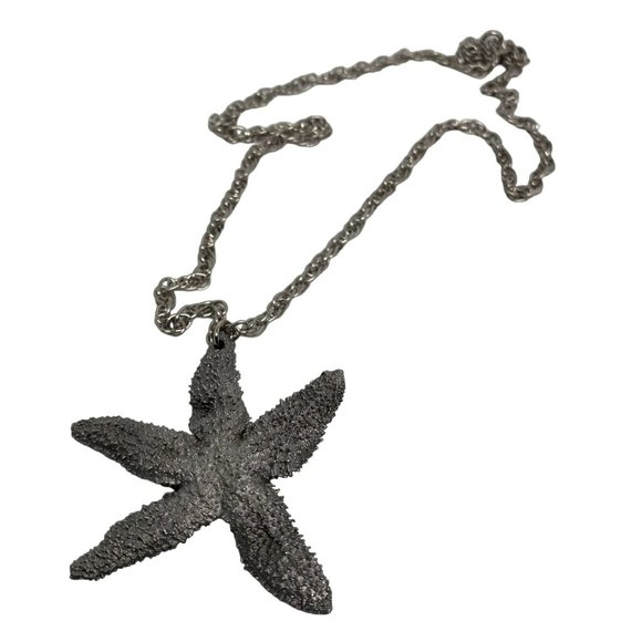 Vintage International Pewter Starfish Necklace 24" Chain Silver Tone Signed - Picture 1 of 7